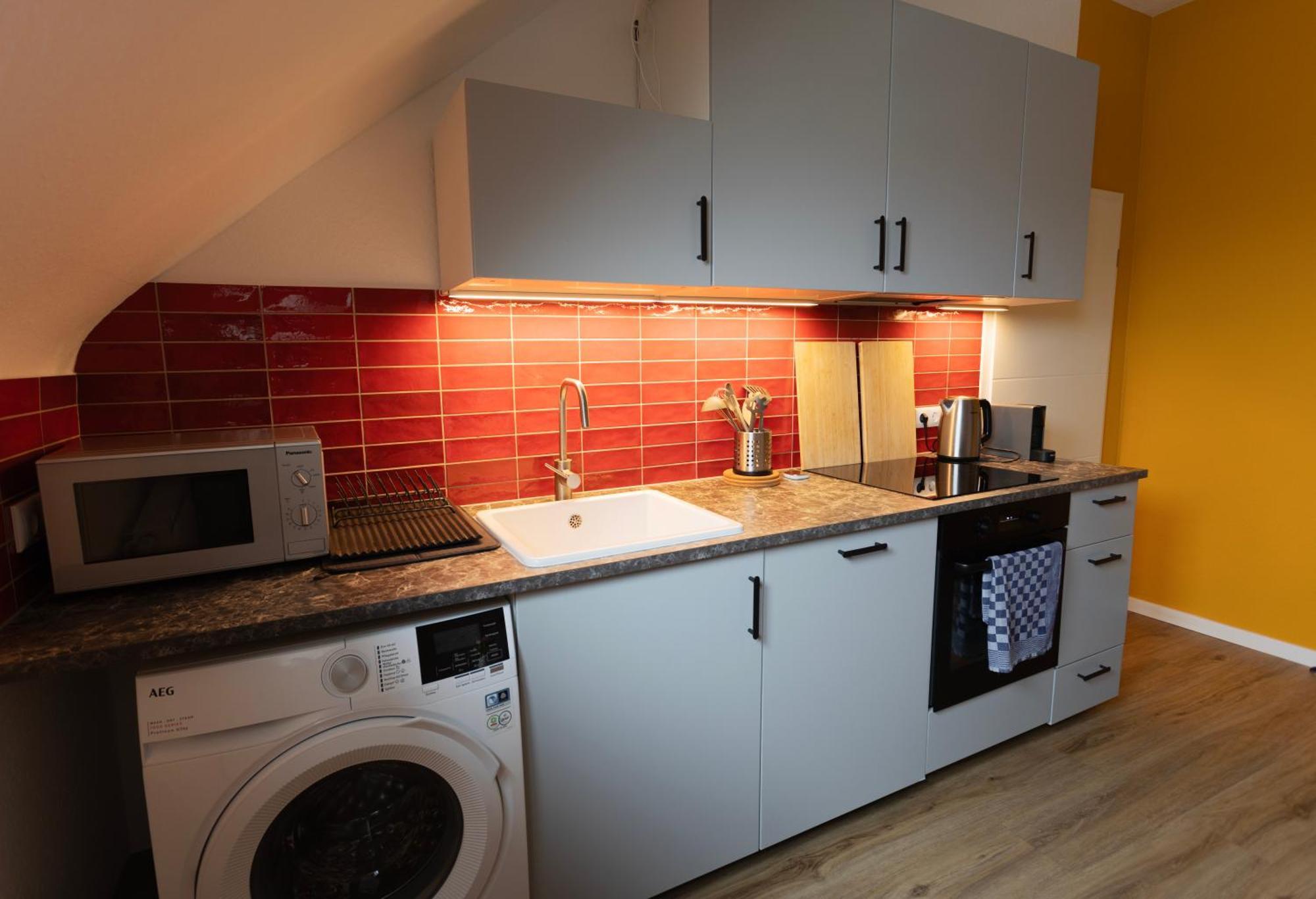 Apartamento Big Flat With Fresh Renovation, Free Parking, Sonyps, Netflix Duisburg Exterior foto